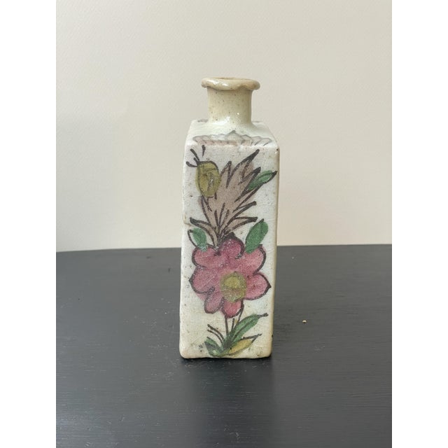 Small White Qajar Vases, Set of 2 For Sale - Image 4 of 10