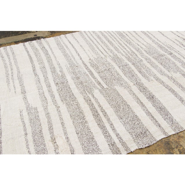 Traditional Vintage Turkish Kilim Hemp Rug With Waves by Rug & Kilim, 1950-1959 For Sale - Image 3 of 9