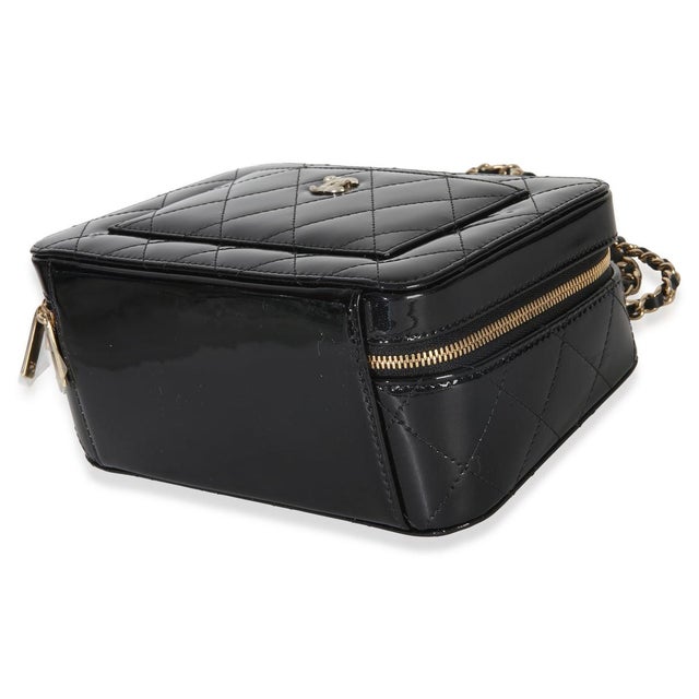 Animal Skin Black Quilted Patent Top Handle Vanity With Chain For Sale - Image 7 of 9