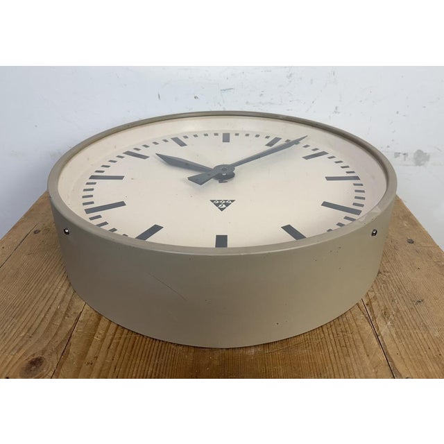 Brown Large Brown Industrial Factory Wall Clock from Pragotron, 1960s For Sale - Image 8 of 17