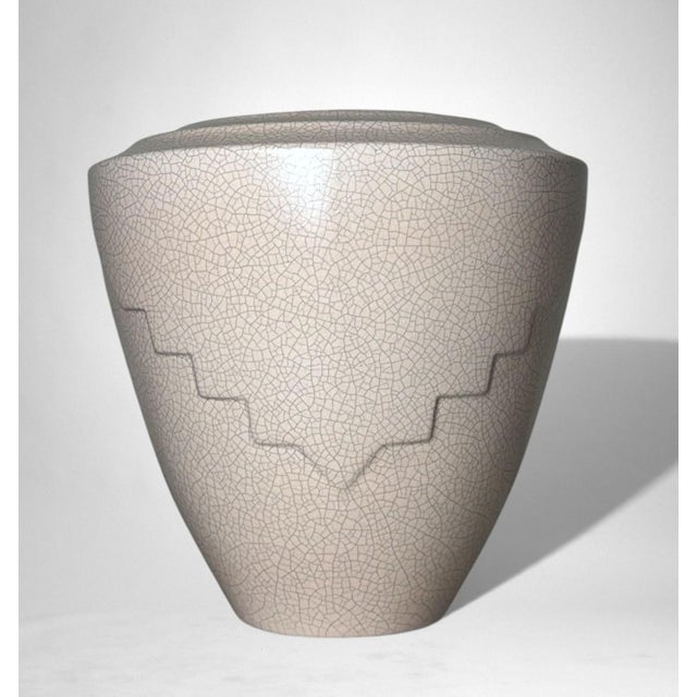 This elegant French vase was created in the Art Deco style and features a clean, understated design characterized by soft,...