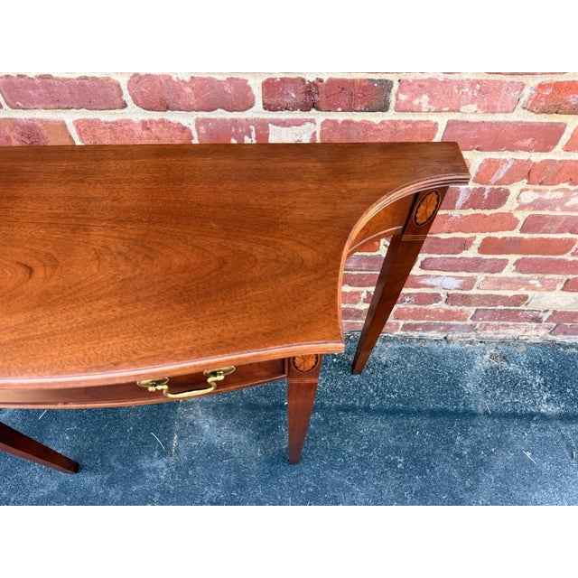 English Late 20th Century Hammary Federal Style Solid Mahogany Inlaid Console Table For Sale - Image 3 of 16