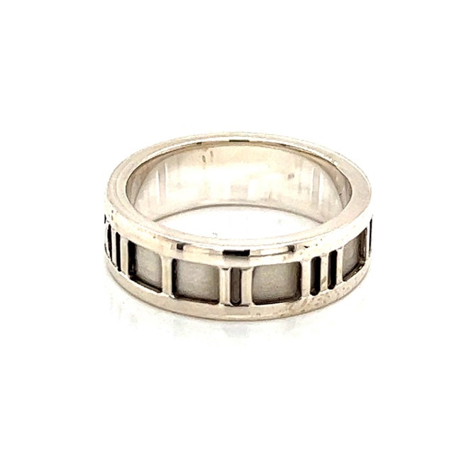 Silver 1990s Tiffany & Co Estate Sterling Silver Ring Size 5.25 For Sale - Image 8 of 9