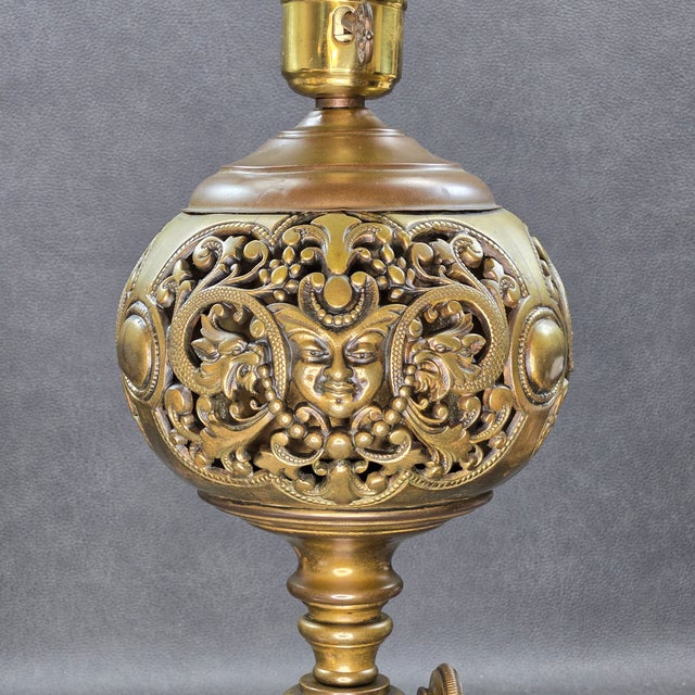 Late 19th Century Antique Bradley & Hubbard Style Electrified Oil Adjustable Height Parlor Floor Lamp For Sale - Image 5 of 18