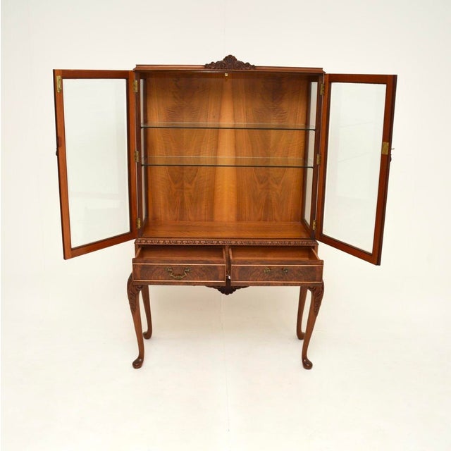 Queen Anne Burr Walnut Display Cabinet, 1930s For Sale - Image 3 of 9