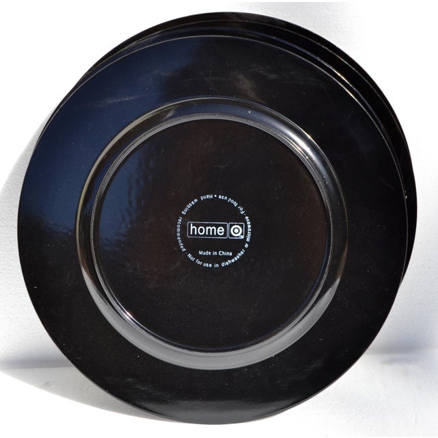 The Bullseye Design Silver Lacquered 14 Inch Charger Plate Set of 4 Original Box For Sale - Image 11 of 15