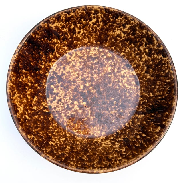 Bennington Potters Large Antique Spongeware Serving Bowl – Rockingham Glaze Yellowware Pottery, Primitive Farmhouse Folk Art For Sale - Image 4 of 7