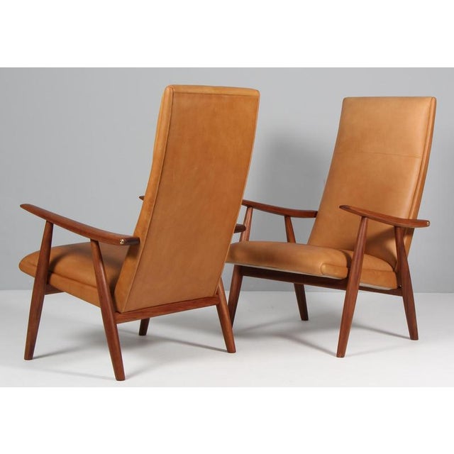 Model GE-260 Lounge Chairs in Teak and Leather attributed to Hans J Wegner for Getama, 1960s, Set of 2 For Sale - Image 6 of 9