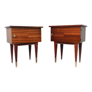 Mid 20th Century Pair of Italian Modern Nightstands in Mahogany For Sale