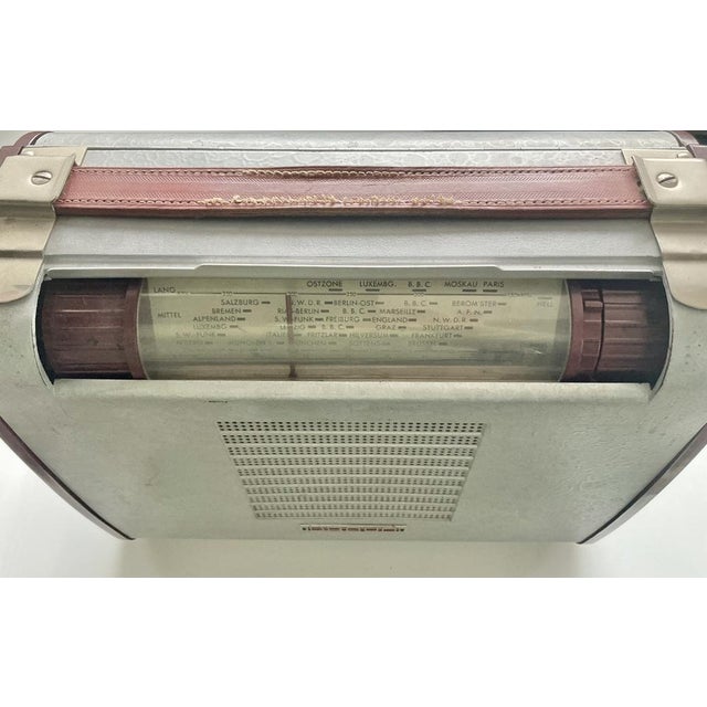 Piccolo p51 tube portable radio with bakelite sides from braun. 1951 exquisite design from the pioneering design firm...