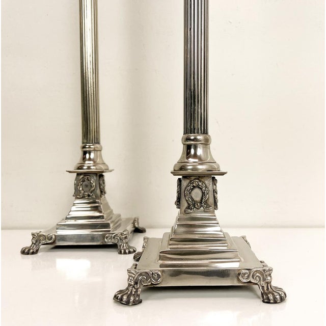 Corinthian Style Table Lamps in Nickel Plated Brass with Claw Feet, 1950s, Set of 2 For Sale - Image 16 of 17