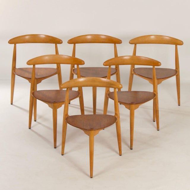 Heart Dining Set by Hans Wegner for Fritz Hansen, 1950s, Set of 7 For Sale - Image 3 of 14