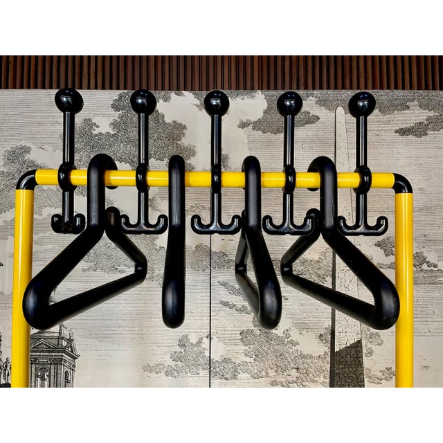 Modern Large System 111 Coat Rack With Hangers from Hewi, Germany, 1970s For Sale - Image 3 of 13
