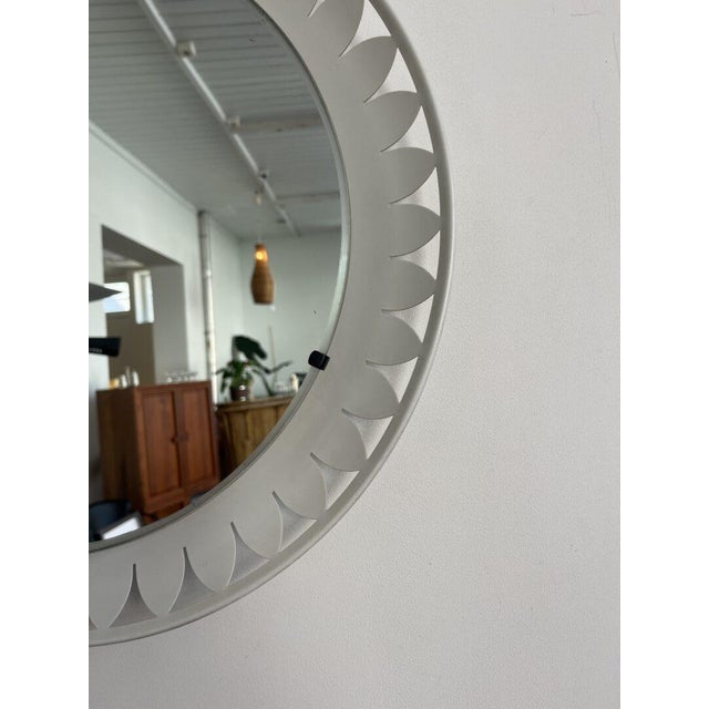 White Illuminated Flower Mirror by Ernst Igl for Hillebrand Lighting, 1950s For Sale - Image 8 of 12
