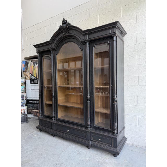 Large Napoleon III Bookcase in Wood and Glass For Sale - Image 3 of 11
