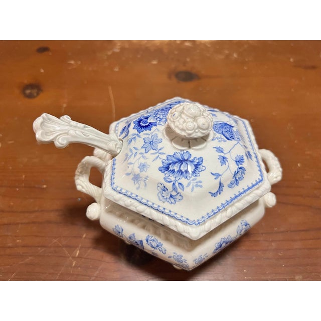 Antique English Staffordshire Blue Transfer Decorated Sauce Tureen “Windsor Festoon” For Sale - Image 6 of 12
