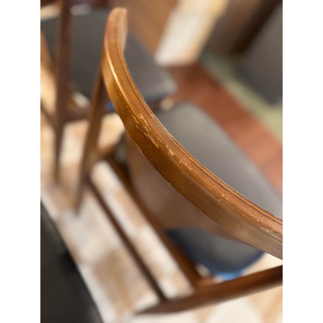 A Beautiful Set of 4 Mid Century Modern Dining Chairs in Teak With Black Faux Leather Seats, Attributed to Elliots of Newbury, Circa 1960s For Sale - Image 10 of 12