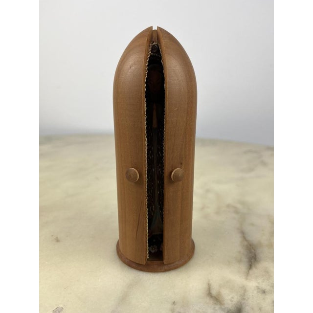 Statuette of the Madonna with 18K Gold and Precious Stones, Italy, 1981 For Sale - Image 6 of 14