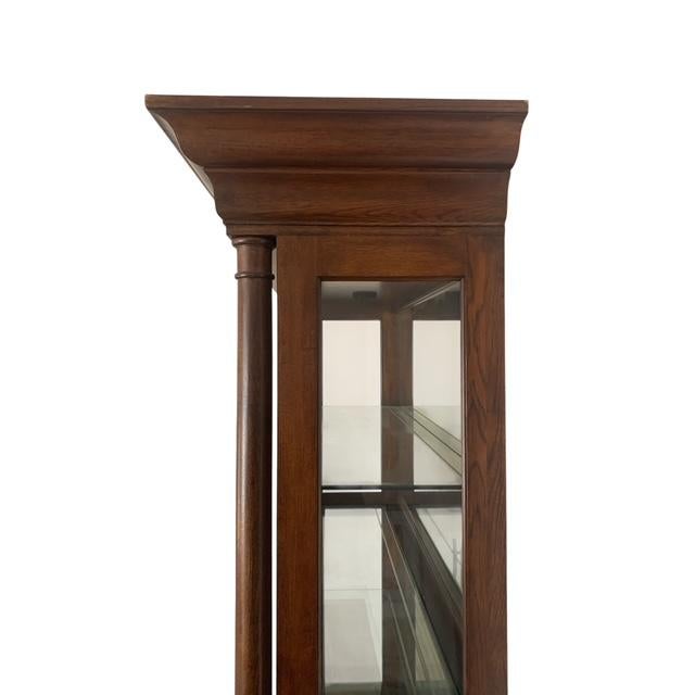 Traditional 1970s Mahogany Wood and Glass Display Cabinet / Vitrine For Sale - Image 3 of 10