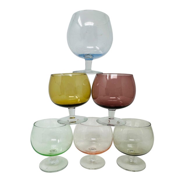 Elevate your home bar with this vibrant set of six Mid-Century Modern "Pony" brandy snifters. Featuring a classic...