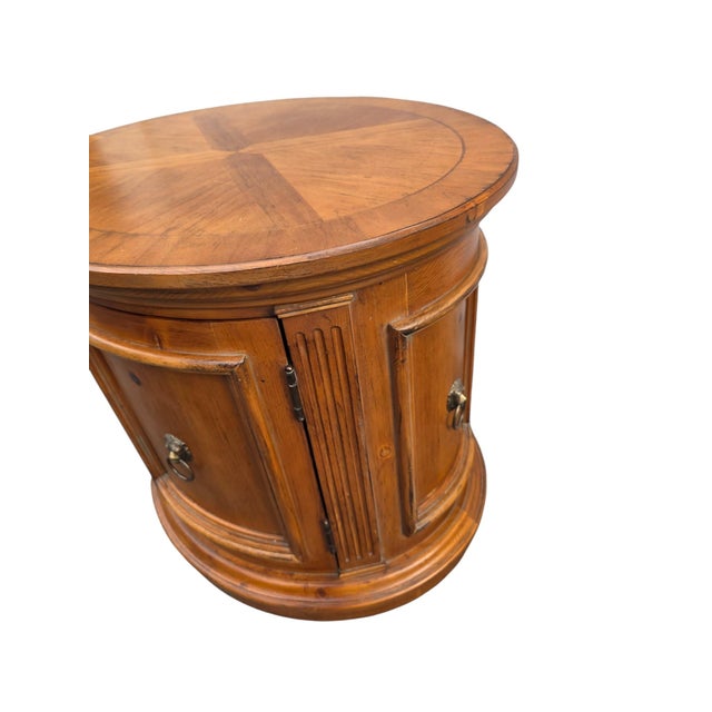 Vintage Ethan Allen Tuscan Knotty Pine Drum End Table Side Cabinet Lion Head Pull For Sale - Image 12 of 18