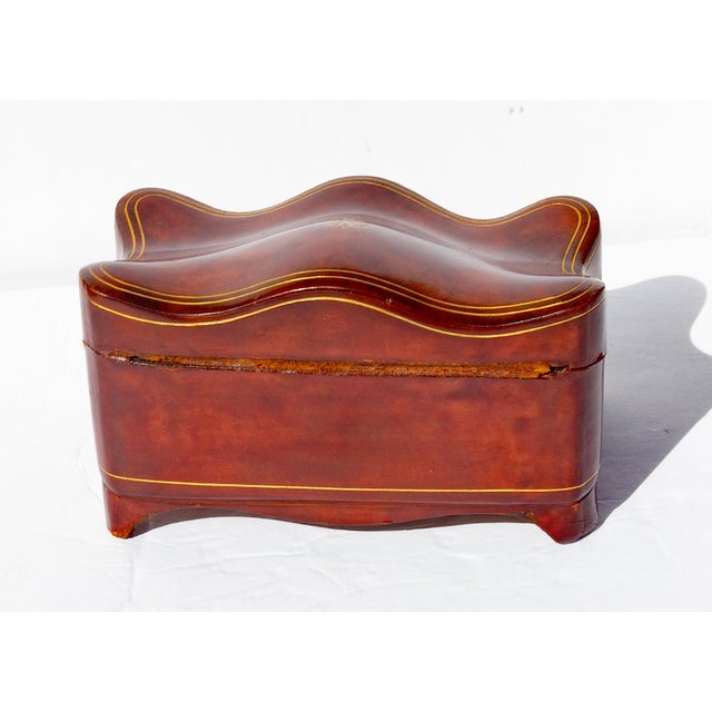 Mid 20th Century Fine Italian Bombe Serpentine Leather Box For Sale - Image 5 of 5