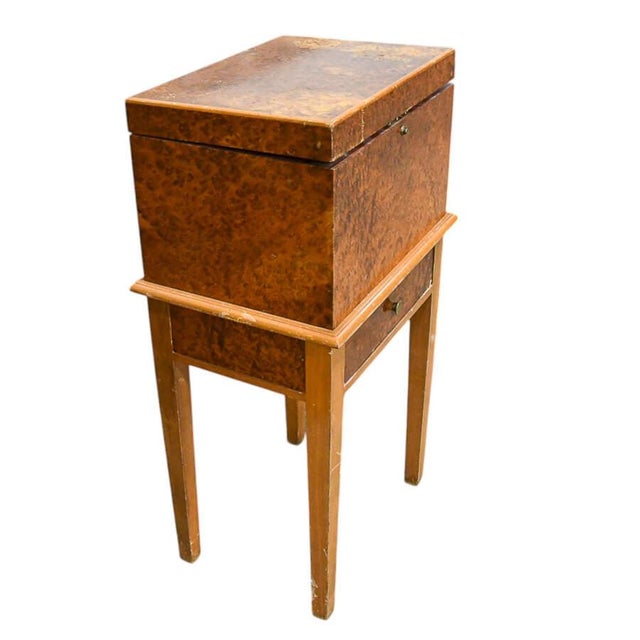 Brown Mid 20th Century Vintage Wood Copper-Lined Humidor For Sale - Image 8 of 9