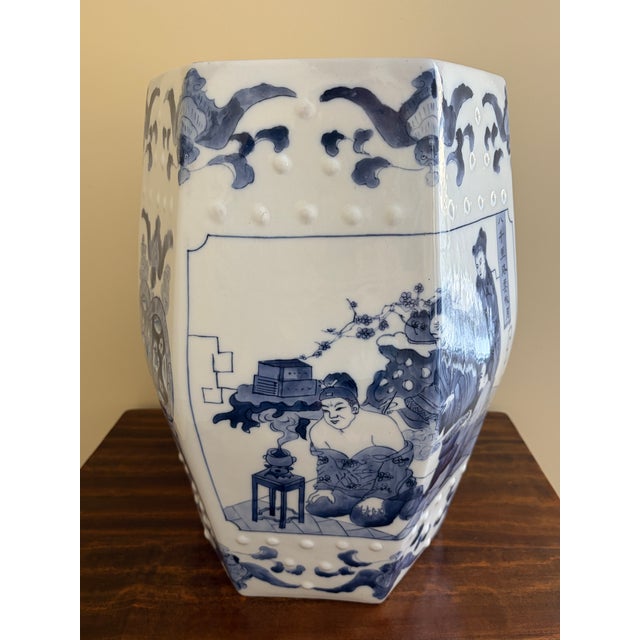 Blue and White Porcelain Chinoiserie Hexagonal Garden Stool or Side Table For Sale In South Bend - Image 6 of 11