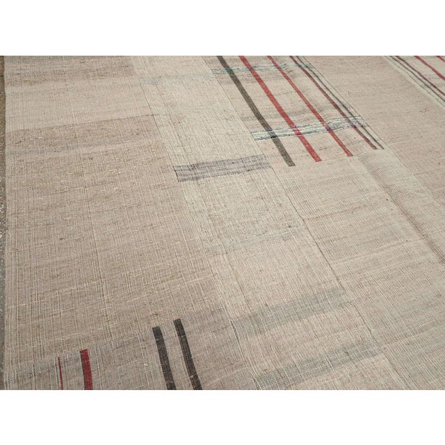 Mid 20th Century Galerie Shabab Collection Vintage Turkish Flatweave Kilim Room Size Carpet For Sale - Image 5 of 10