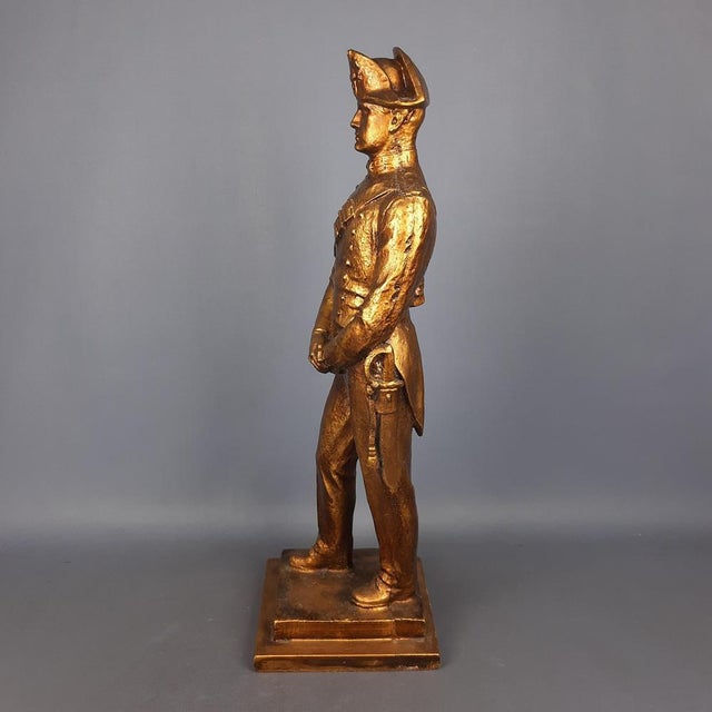 Vintage Carabiniere Statue in Wood and Golden Resin Commemorative Sculpture, 1970s For Sale - Image 6 of 18