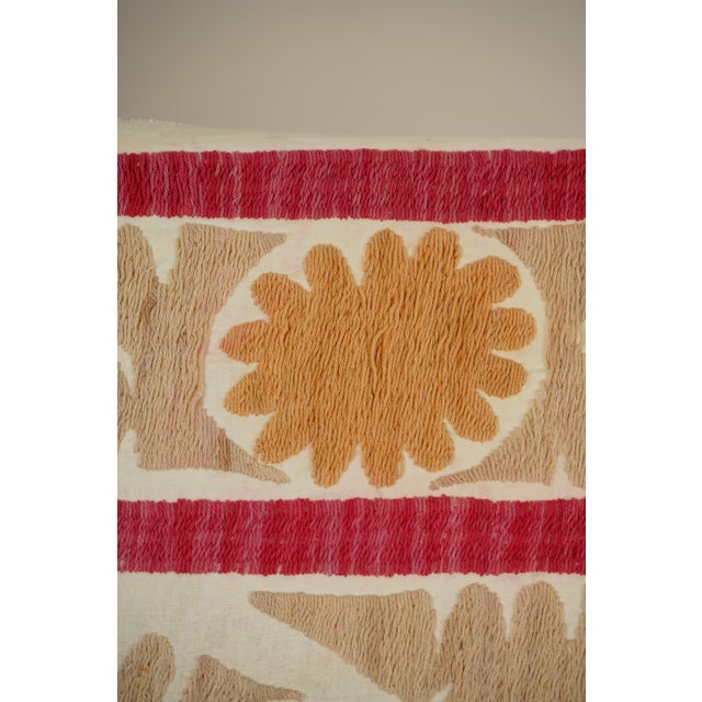 1960s Suzani Tablecover – Red Terracotta Beige Wall Decor 4'1'' X 4'2'' For Sale - Image 5 of 10