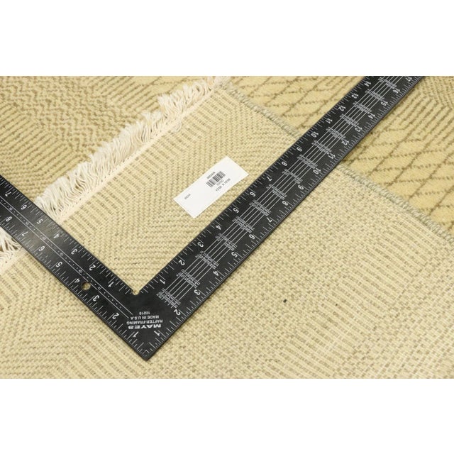 2000 - 2009 Vintage Transitional Area Rug - 12'00 X 15'00 For Sale - Image 5 of 9