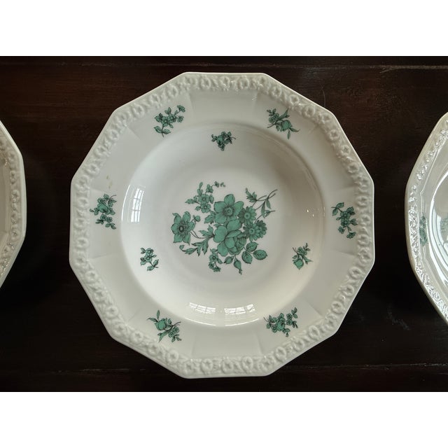 1960s Rosenthal Maria Emerald "Greenhaven" Pattern, Jackie Kennedy-Era-Traditional 111-Piece Fine Porcelain Set For Sale - Image 13 of 18