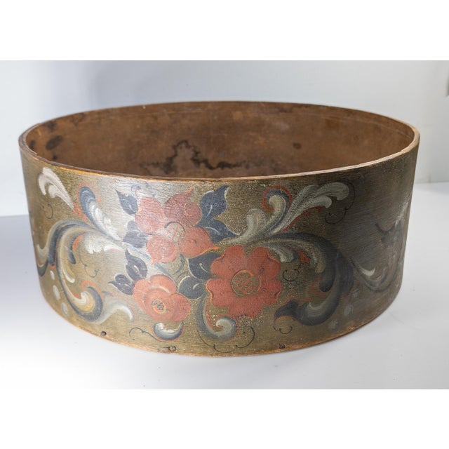 19th Century 19th Century Large Norwegian Pine Tine Box With Rosemaling, Signed For Sale - Image 5 of 13