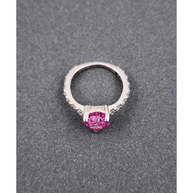 0.60 Ct Natural Pink Sapphire & Diamond Ring, Size 4.5 For Sale In Chicago - Image 6 of 10