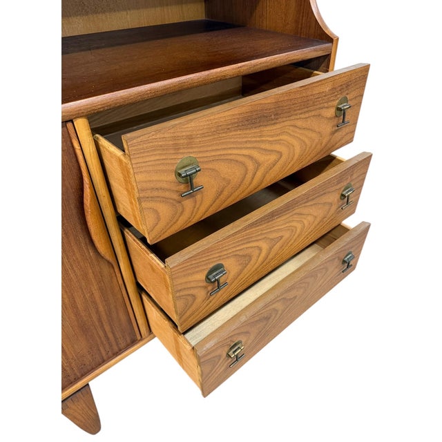 Wood Mid-Century Modern Stanley Furniture Walnut Hutch For Sale - Image 7 of 8