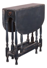 Example of Drop-Leaf and Pembroke Tables