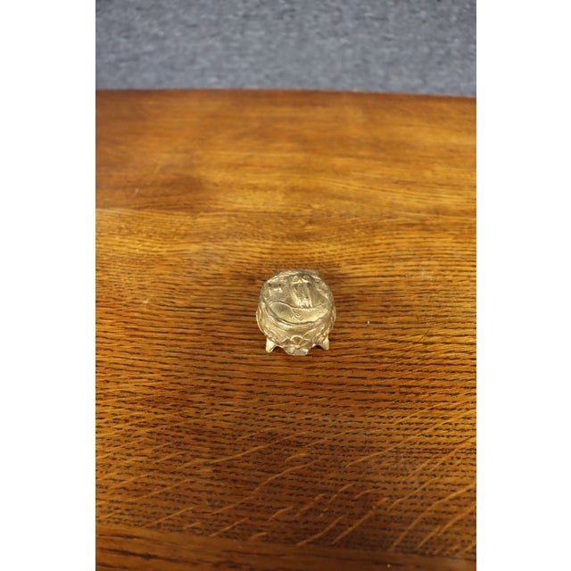 Victorian Victorian Ring Box With Bird & Floral Decoration For Sale - Image 3 of 9