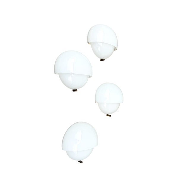 Beige Mania Wall Lamps by Vico Magistretti for Artemide, 1963, Set of 4 For Sale - Image 8 of 15