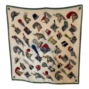 Hermès Coiffures Militaires 1965 Foulard En Soie Grygkar Hugo