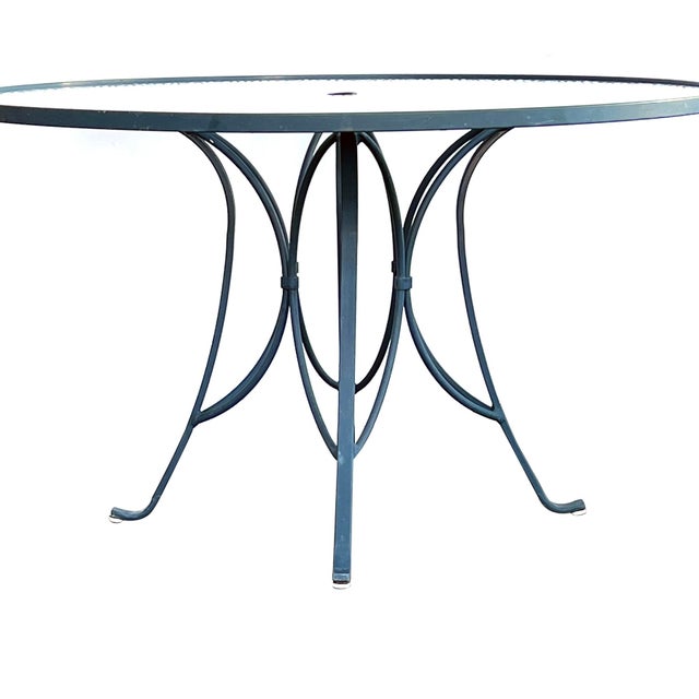 Brown Jordan Vintage Brown Jordan Aluminum Round Table With Four Arm Chairs For Sale - Image 4 of 8