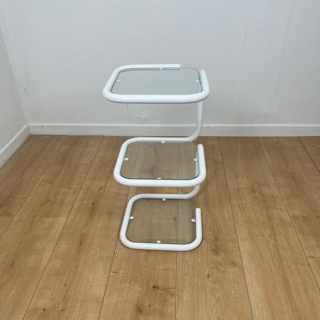 1990s Vintage Side Table in White Tubular Metal and Glass, 1970s For Sale - Image 5 of 10