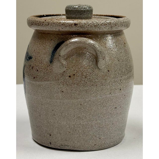 Mid 20th Century Vintage Salt Glaze Handmade Lidded Rowe Pottery Crock For Sale - Image 5 of 10