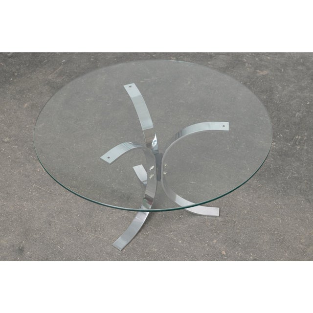 Mid-Century Modern Chrome and Glass Coffee Table in the style of Roger Sprunger, 1970s For Sale - Image 3 of 5