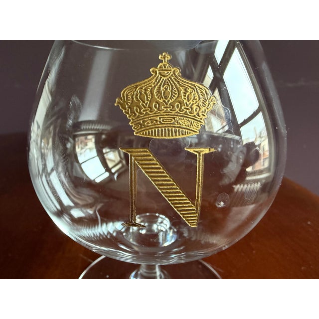 Glass Late 20th Century Baccarat Napoleon Brandy Decanter With Original Stopper and Six Matching Snifters. Monogrammed “N” With Crown. For Sale - Image 7 of 9