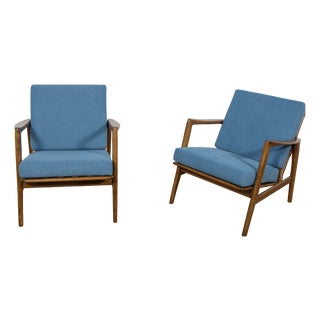 Model 300-139 Lounge Chairs from Swarzędz Factory, 1960s, Set of 2 For Sale