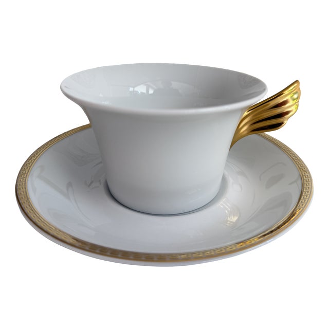 Medallion Meandre d'Or Tea Cup and Saucer by Versace for Rosenthal, 1990s For Sale