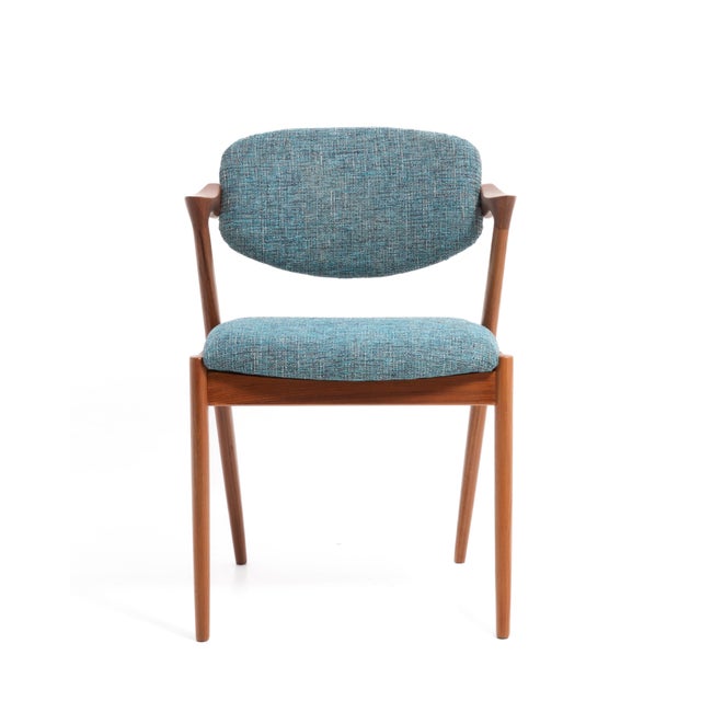 Mid-Century Modern Kai Kristiansen Model 42 Dining Chairs Denmark 1960s Knoll Fabric a Set of 4 For Sale - Image 3 of 13