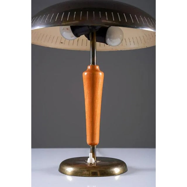 Gold Swedish Modern Brass Table Lamp attributed to Böhlmarks, 1940s For Sale - Image 8 of 10