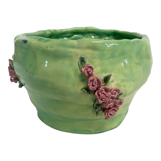 1960s Mid-Century Americana Folk Art Hand Formed Ceramic Planter. For Sale